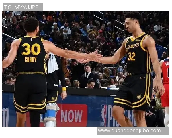 勇士队与奇才队精彩对决中文回放全程回顾与精彩瞬间分析 勇士队与奇才队精彩对决中文回放全程回顾与精彩瞬间分析