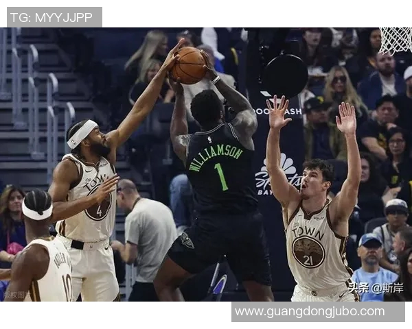 勇士与鹈鹕季后赛激战正酣精彩直播全程回顾与分析 勇士与鹈鹕季后赛激战正酣精彩直播全程回顾与分析