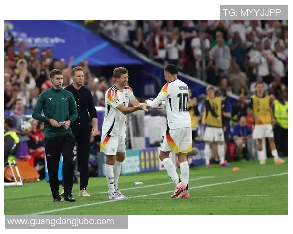 德国队精彩逆袭英格兰以四比一大胜展现强大实力