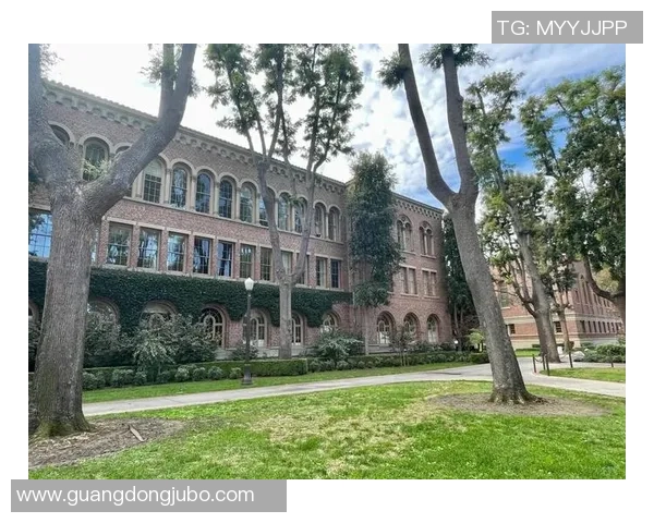 文图拉大学与南加州大学的精彩对决揭示了高校体育的魅力与竞争力