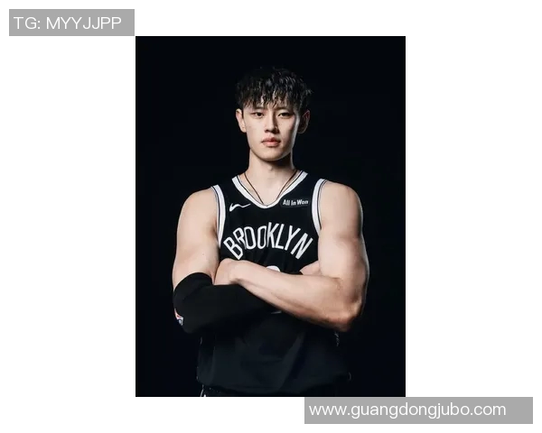 曾凡博的篮球之路：从青涩少年到职业赛场的奋斗与荣耀