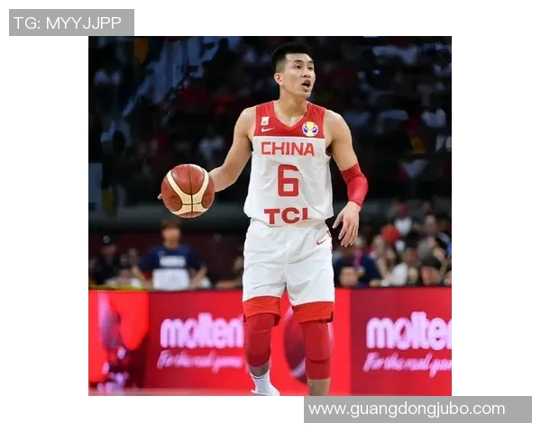 郭艾伦领衔中国篮球新篇章展现个人魅力与团队精神的完美结合 郭艾伦领衔中国篮球新篇章展现个人魅力与团队精神的完美结合